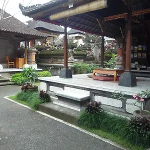 https://pratama-house.ubudhotelsnow.com